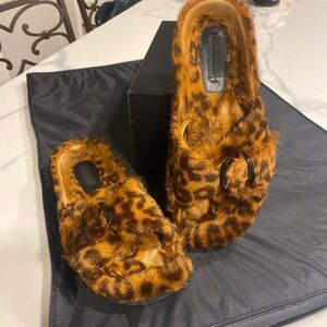 Alexander Wang Bee Leopard Print Fur Women's slides 39